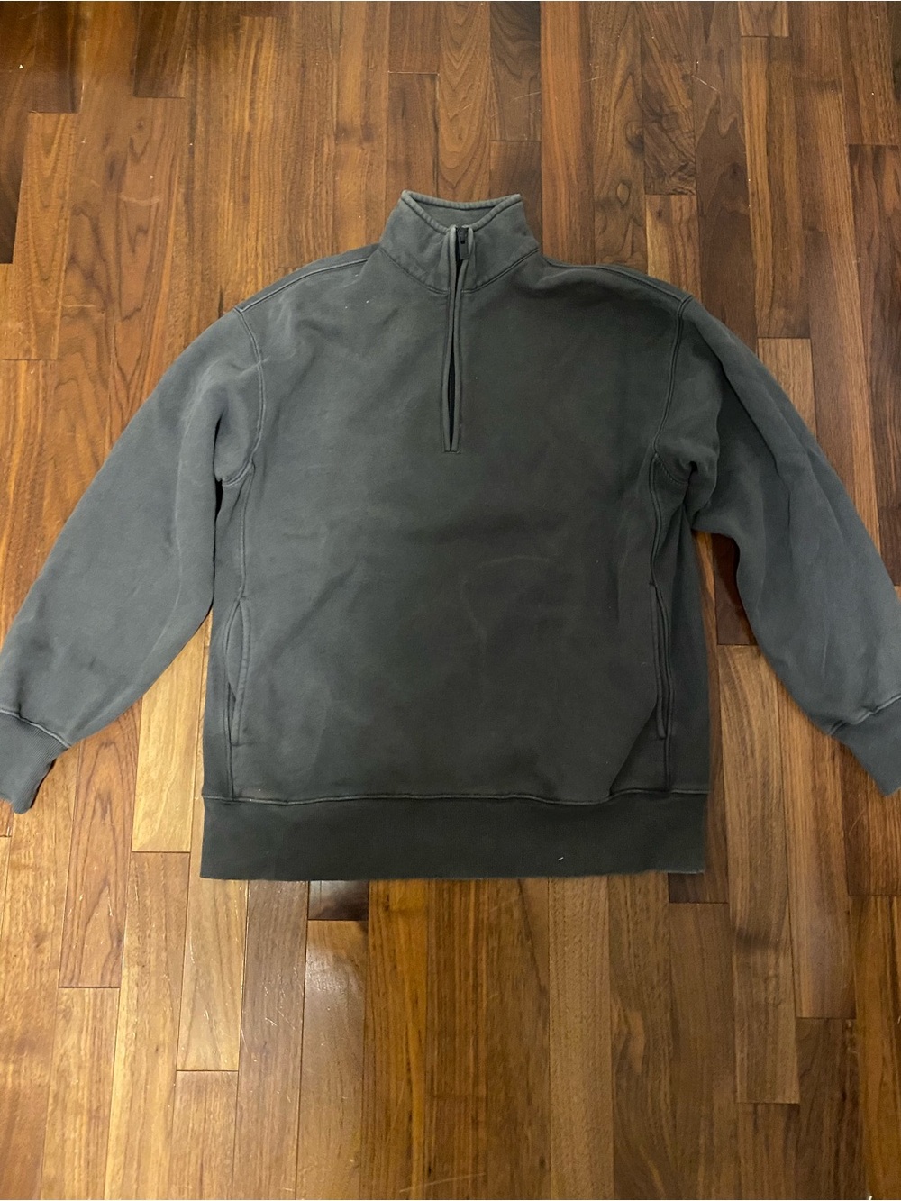 Aritzia 1/4 zip sweat fleece